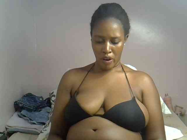 cute-africanah webcam