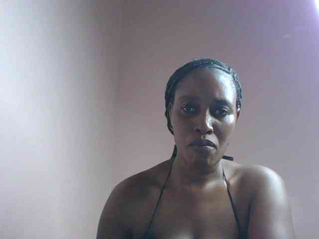cute-africanah webcam