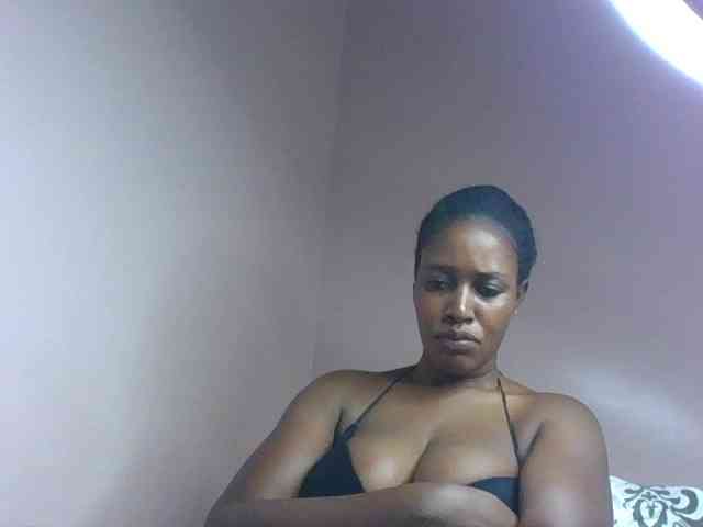 cute-africanah webcam