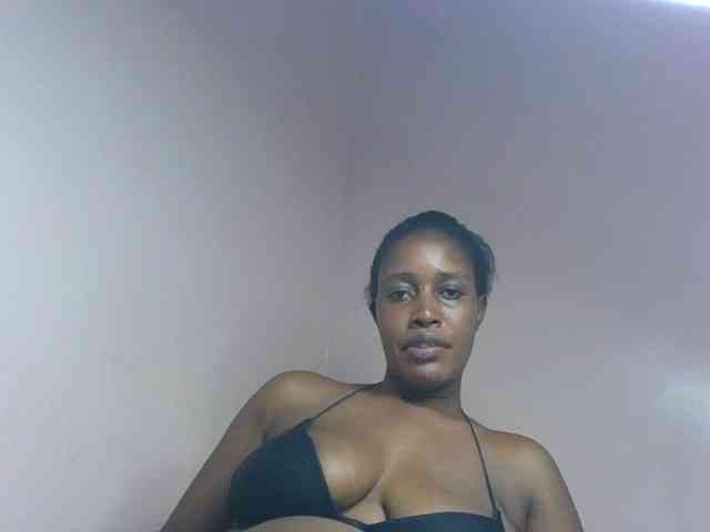 cute-africanah webcam