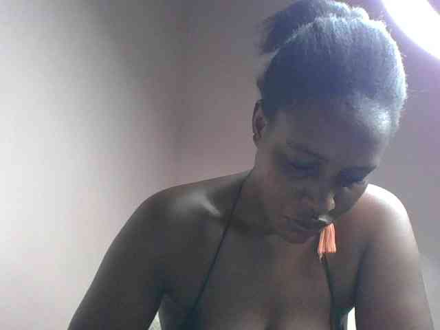 cute-africanah webcam