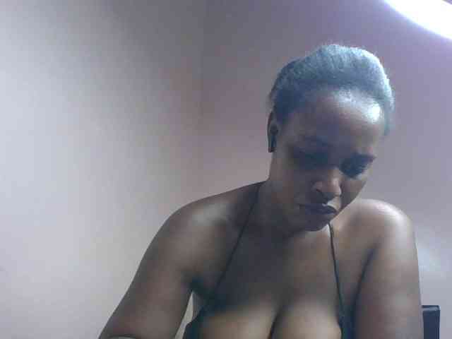 cute-africanah webcam