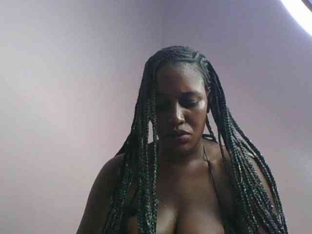 cute-africanah webcam