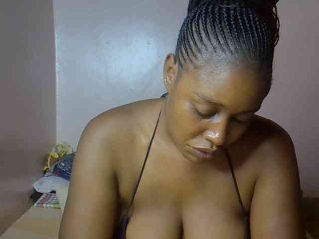 cute-africanah webcam