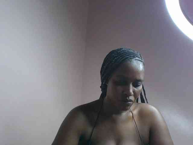 cute-africanah webcam