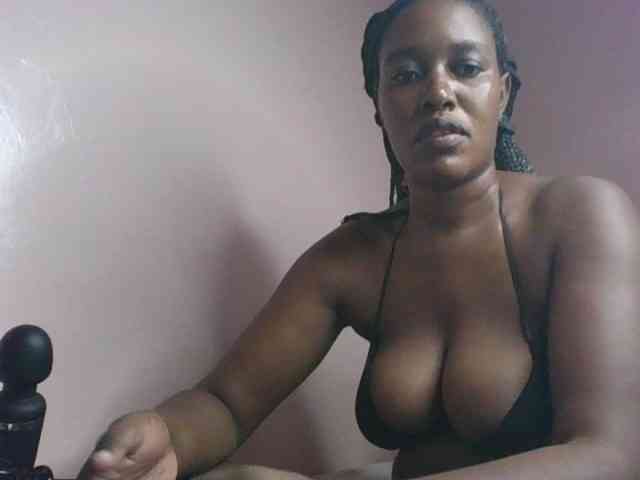 cute-africanah webcam