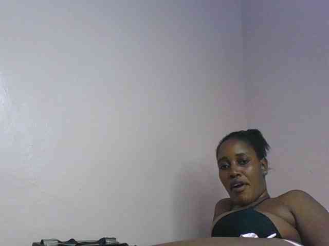 cute-africanah webcam