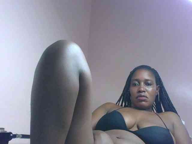 cute-africanah webcam