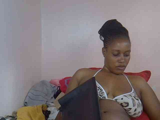cute-africanah webcam