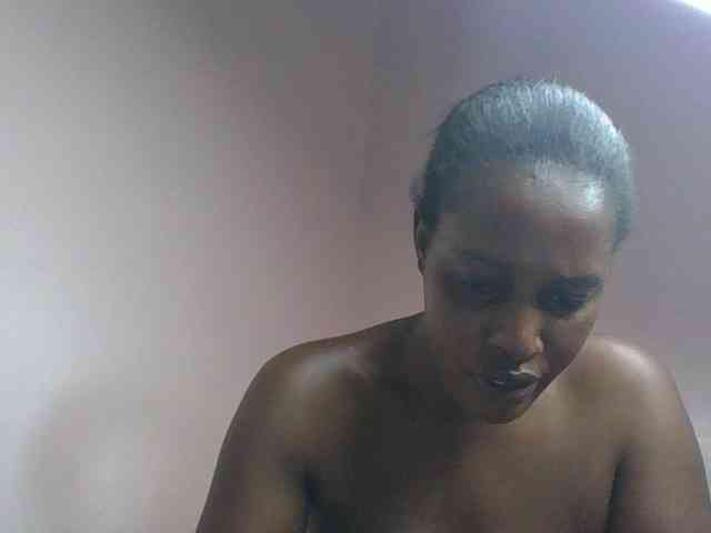 cute-africanah webcam