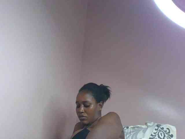 cute-africanah webcam