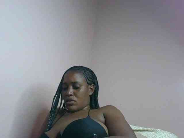 cute-africanah webcam