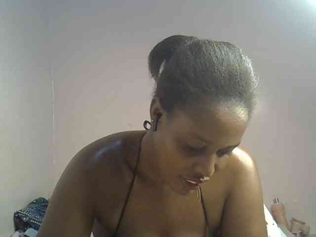 cute-africanah webcam