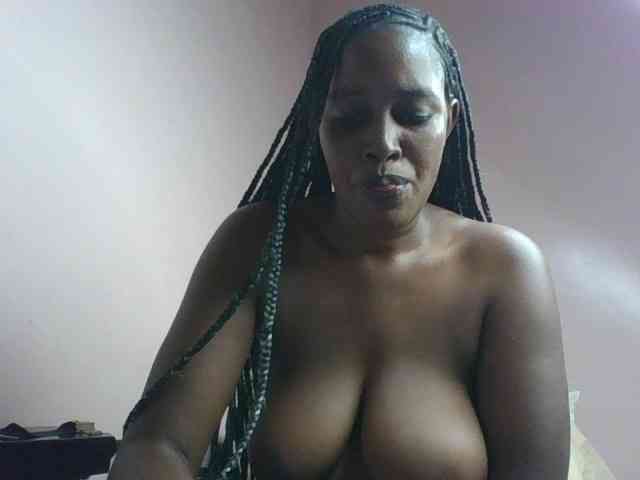 cute-africanah webcam