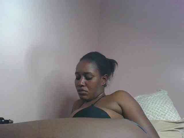 cute-africanah webcam