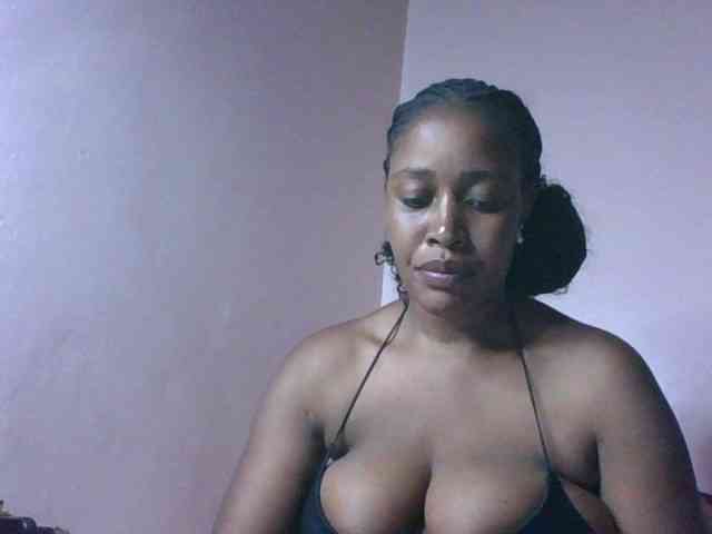 cute-africanah webcam