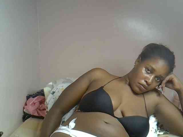 cute-africanah webcam
