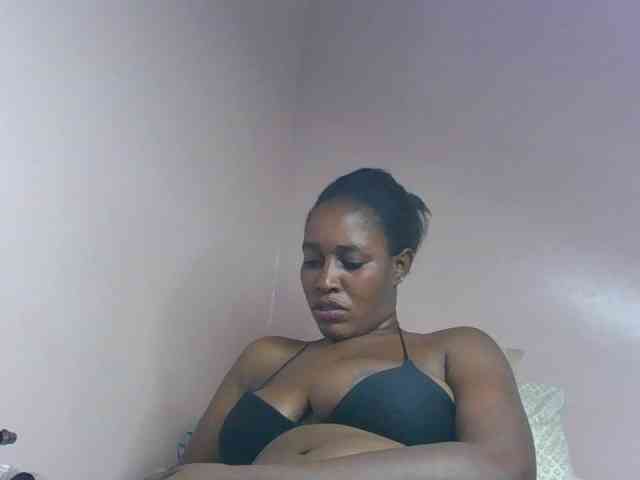 cute-africanah webcam