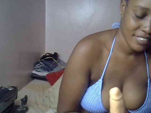 cute-africanah webcam