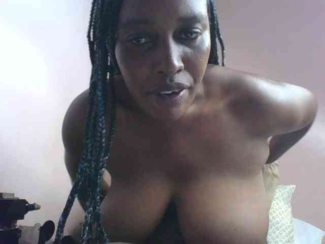 cute-africanah webcam