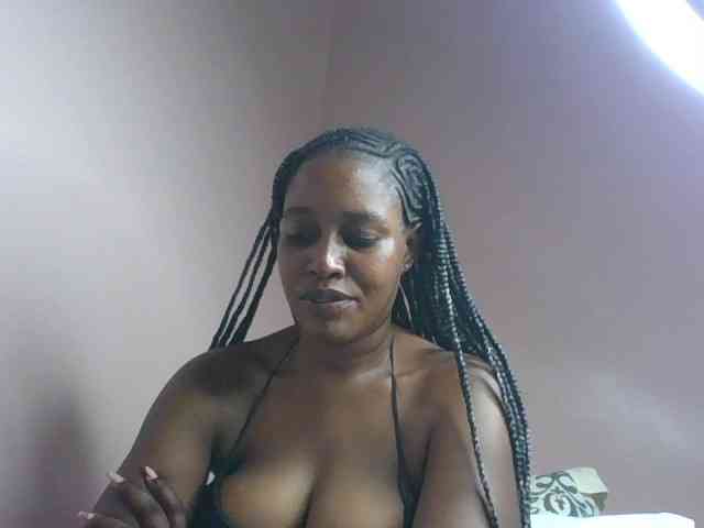 cute-africanah webcam