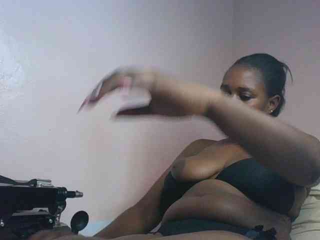 cute-africanah webcam