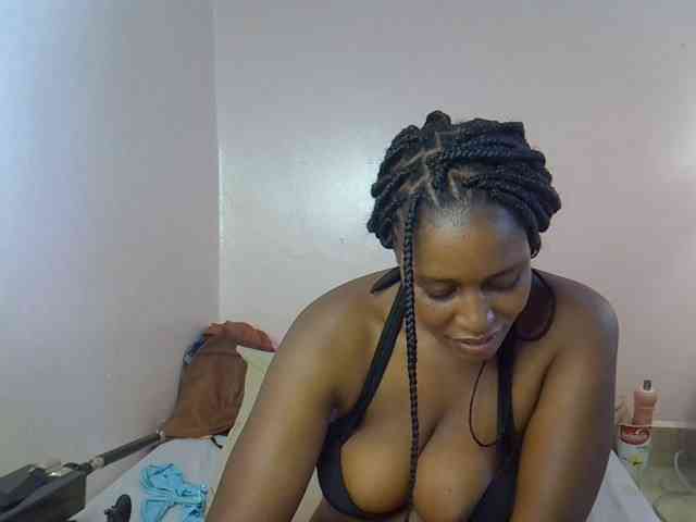 cute-africanah webcam