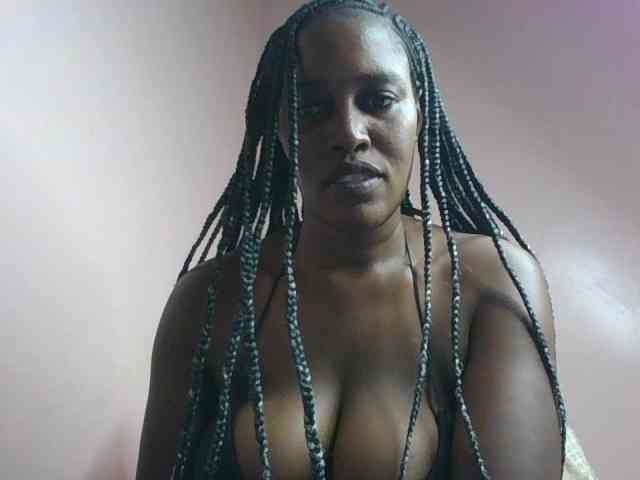 cute-africanah webcam
