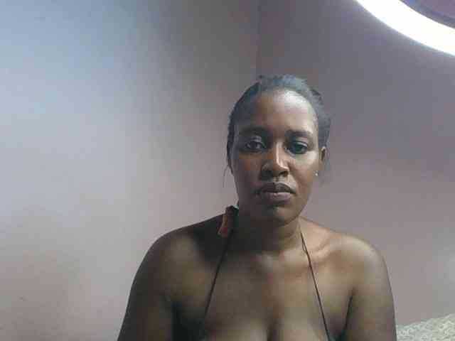 cute-africanah webcam