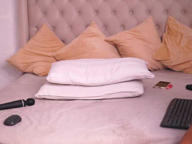 AprilHadid live webcam show