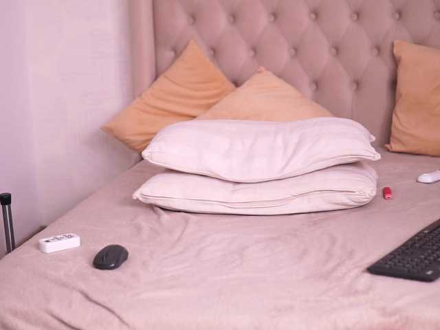 AprilHadid live cam on BongaCams