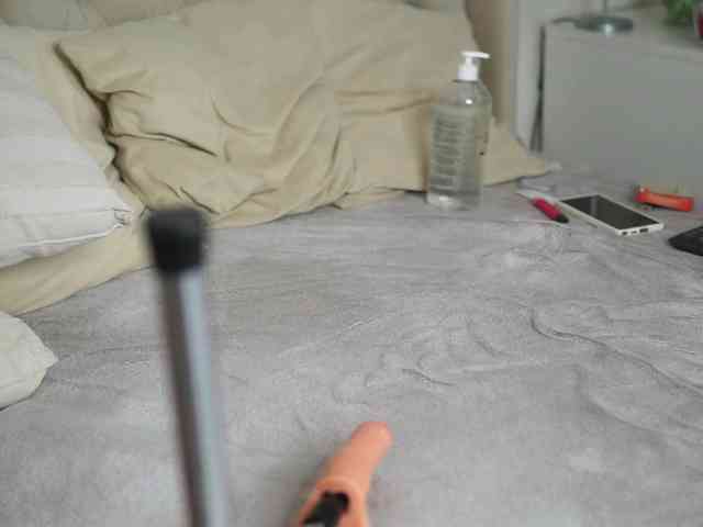 AprilHadid webcam