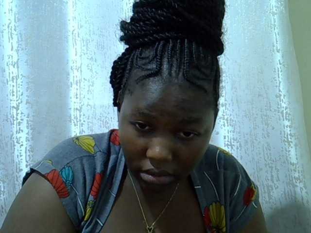 Queendee1