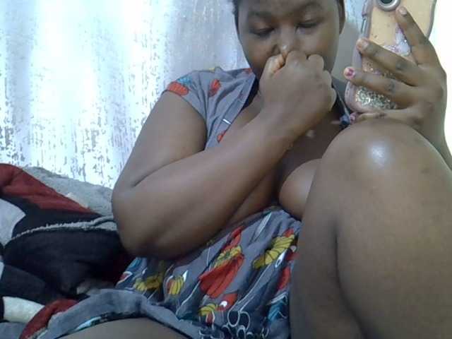 Preview of queendee1