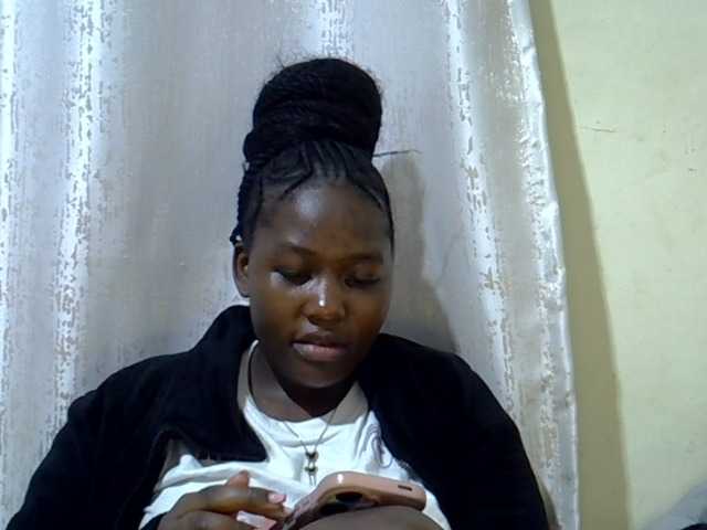 Queendee1
