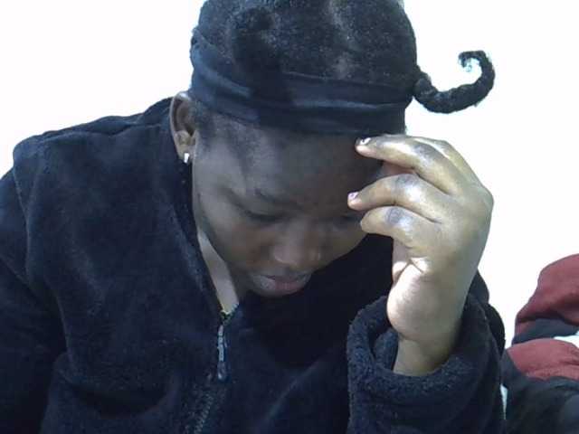 Queendee1