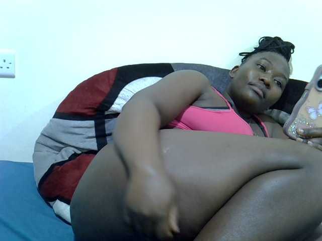 Queendee1