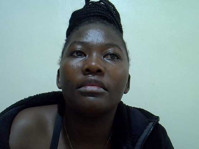 Queendee1