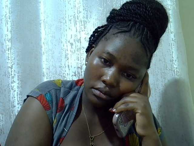 Queendee1