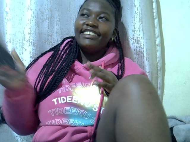 Queendee1