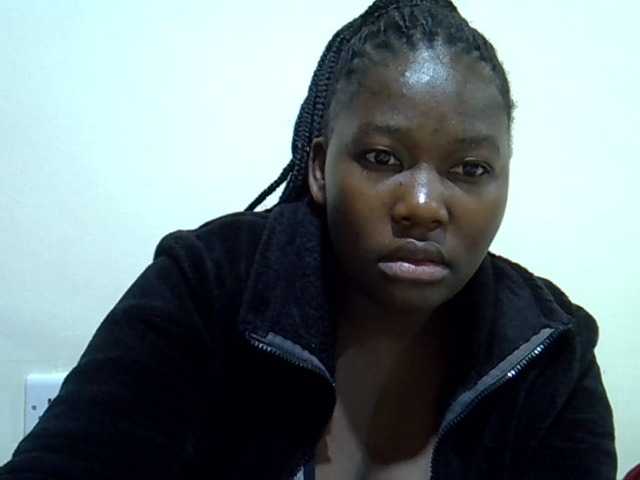Queendee1