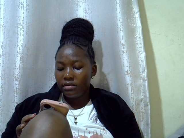Queendee1