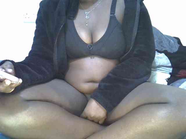 Queendee1 webcam