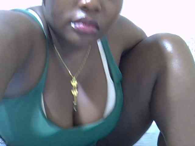 Queendee1