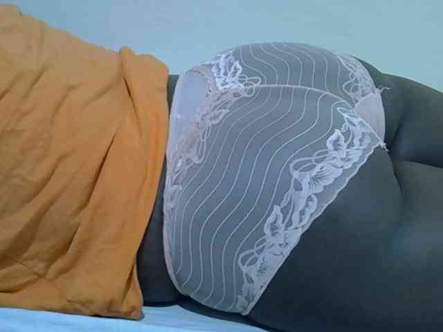 Queendee1 webcam