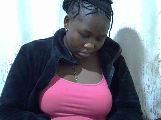 Queendee1