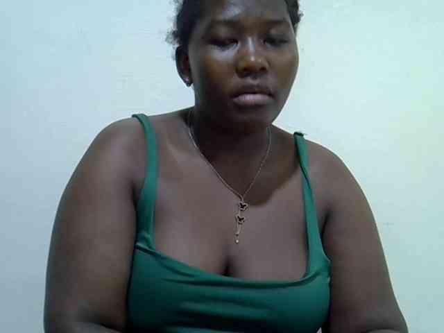Queendee1