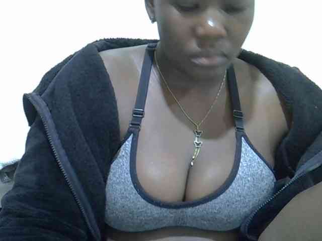 Queendee1 webcam