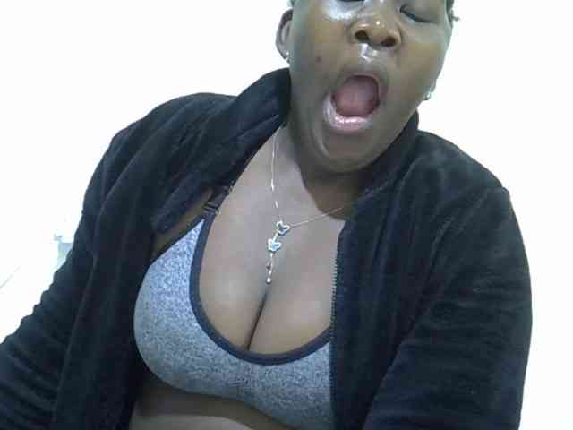 Queendee1 webcam