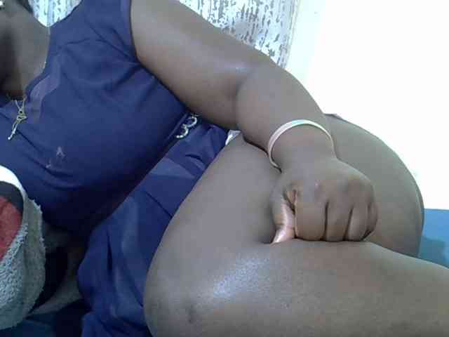 Queendee1